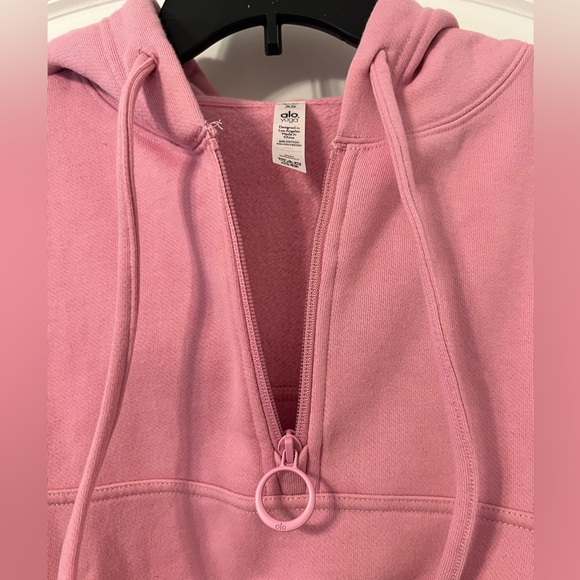 Like new Alo Yoga Stadium Cropped Half Zip Hoodie Pink XS - Picture 12 of 15